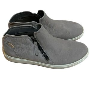 Ecco Women's Nubuck Side-Zip Bootie